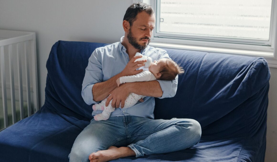 Four ways a husband can support a new mom